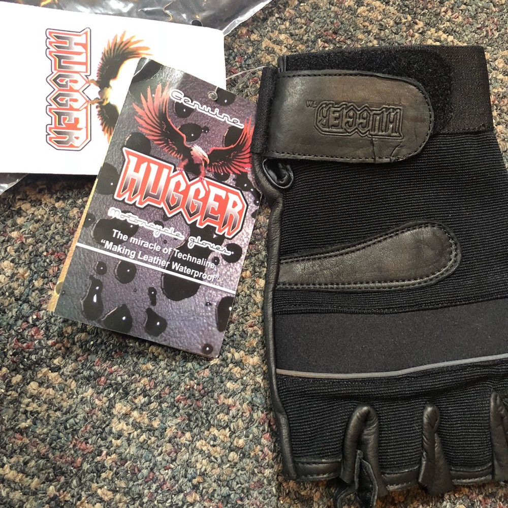 Brand new leather waterproof gloves
